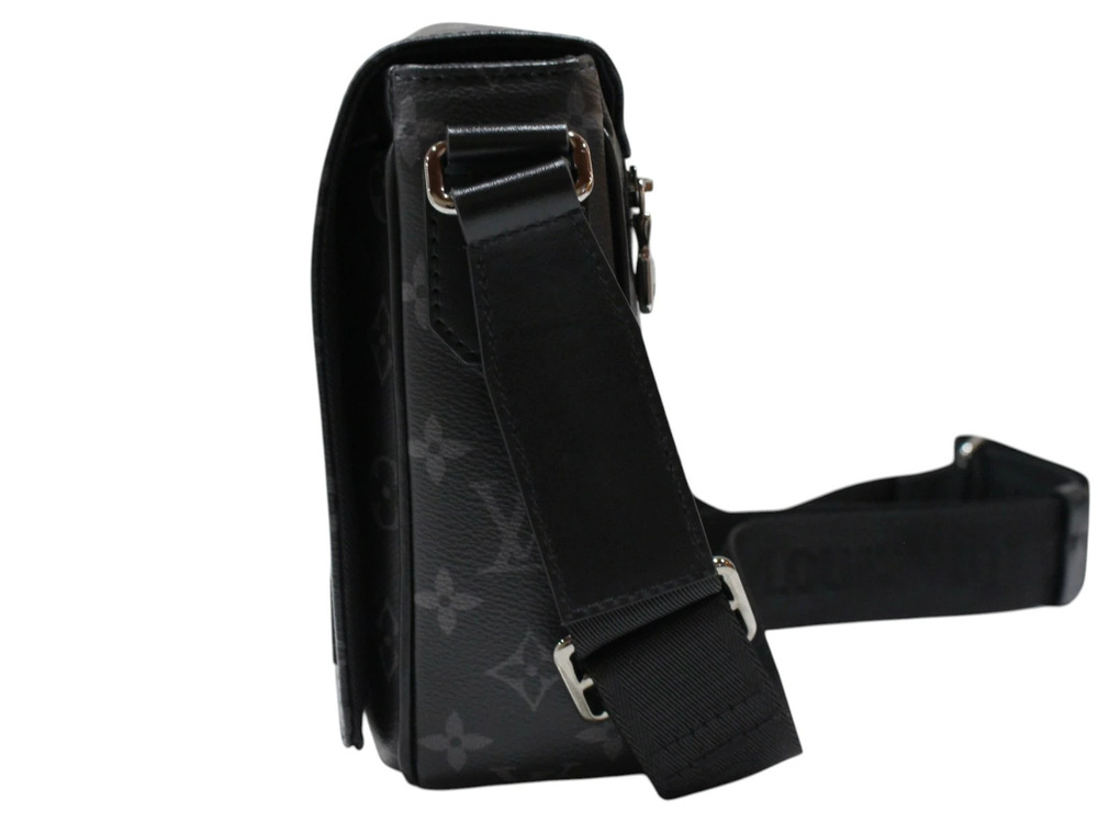 Louis Vuitton Eclipse Bag Black Shoulder District Canvas Monogram Black